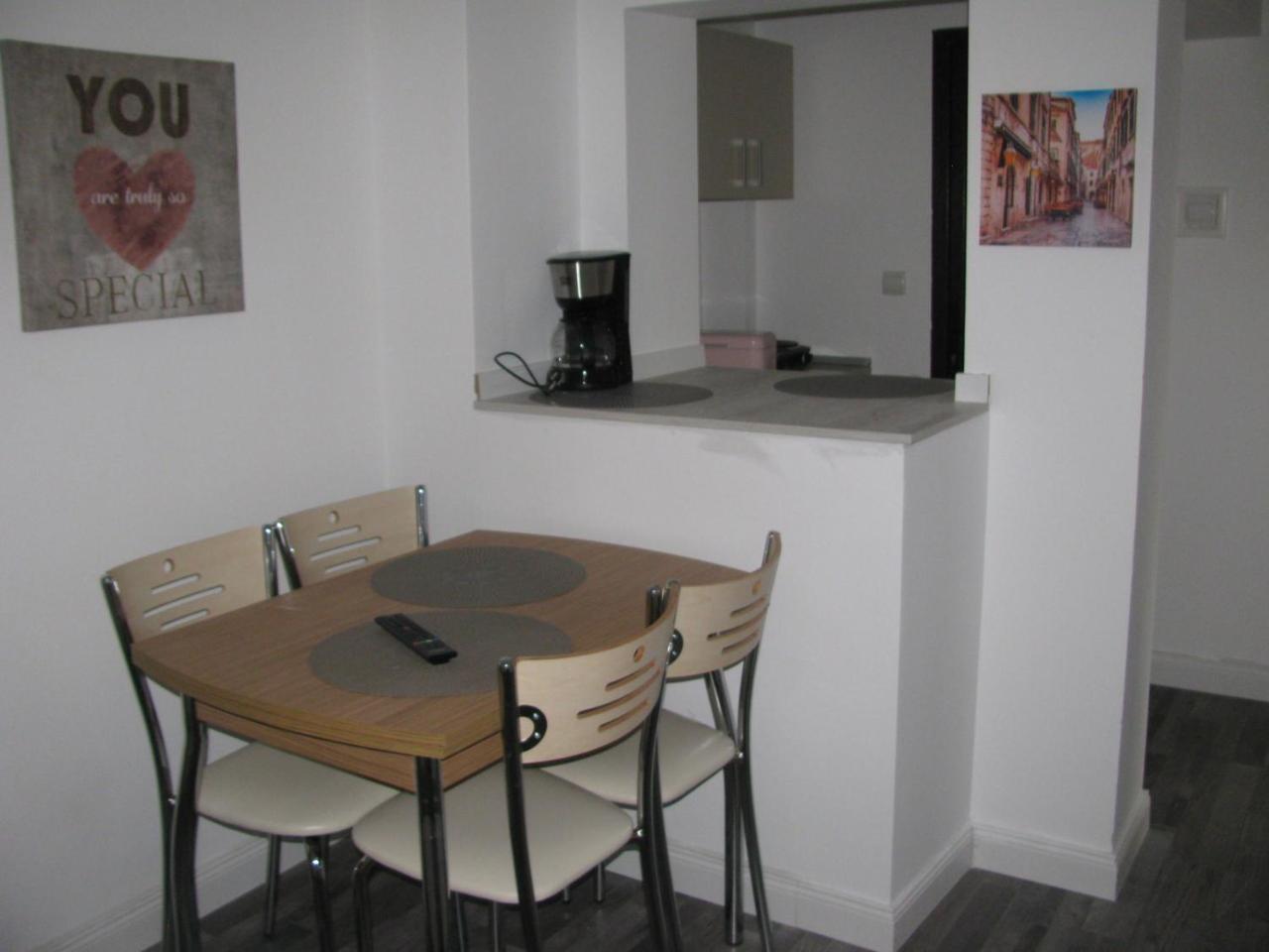 Bistriţa 4 Seasons Apartments מראה חיצוני תמונה